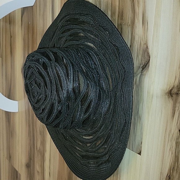 Nine West Black Straw & Mesh Wide Brimmed Hat - Picture 6 of 7